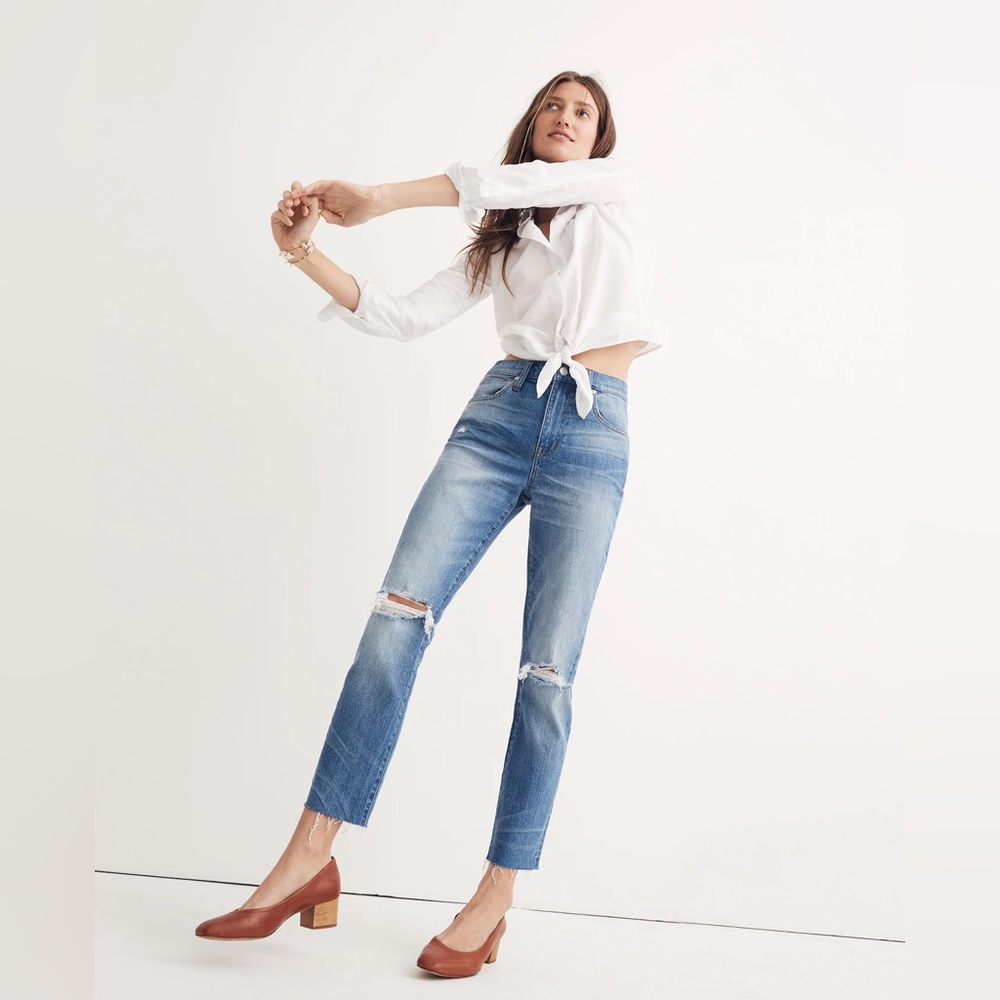Madewell Jeans High-Rise Slim Crop Boyjean: Knee-Rip Edition Size 30T Tall